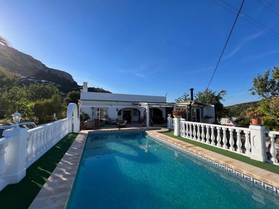 Villa Corralets Калпе Екстериор снимка