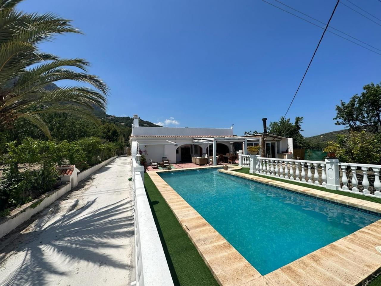Villa Corralets Калпе Екстериор снимка